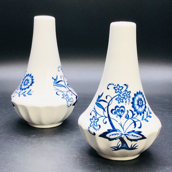 Vintage 60s Classic JG Meakin England BLUE NORDIC Salt Pepper Shaker Set - Picture 3 of 10